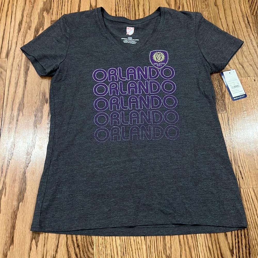 NWT ORLANDO CITY Woman’s MLS Soccer Gray Teeshirt.  Size Large